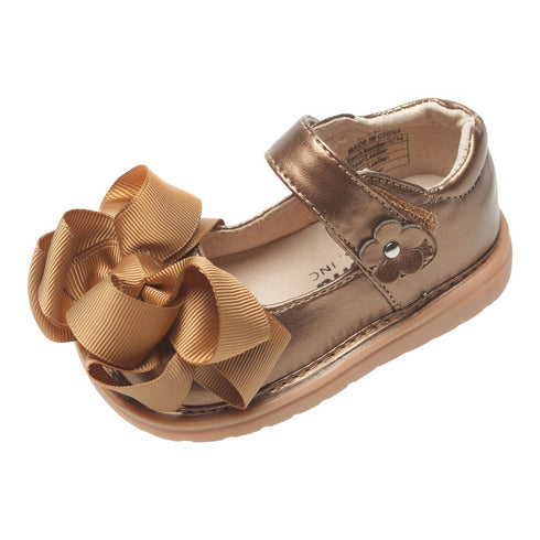 Mooshu Trainers Little Girls Bronze Bow Squeaky Mary Jane Shoes 5-9 Toddler - SophiasStyle.com